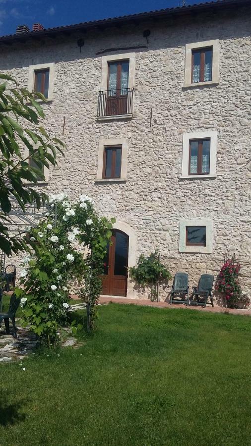 Alloggi Agrituristici Antica Dimora Villa San Demetrio ne' Vestini Eksteriør billede