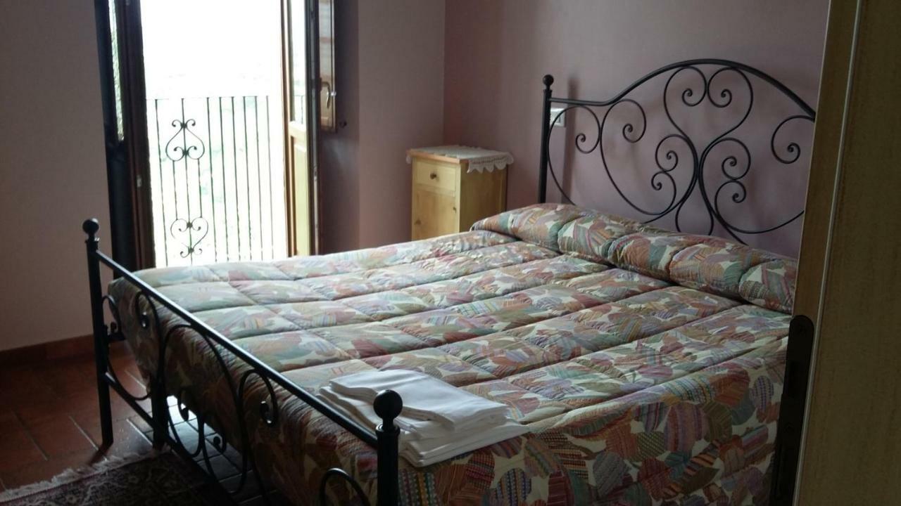 Alloggi Agrituristici Antica Dimora Villa San Demetrio ne' Vestini Eksteriør billede